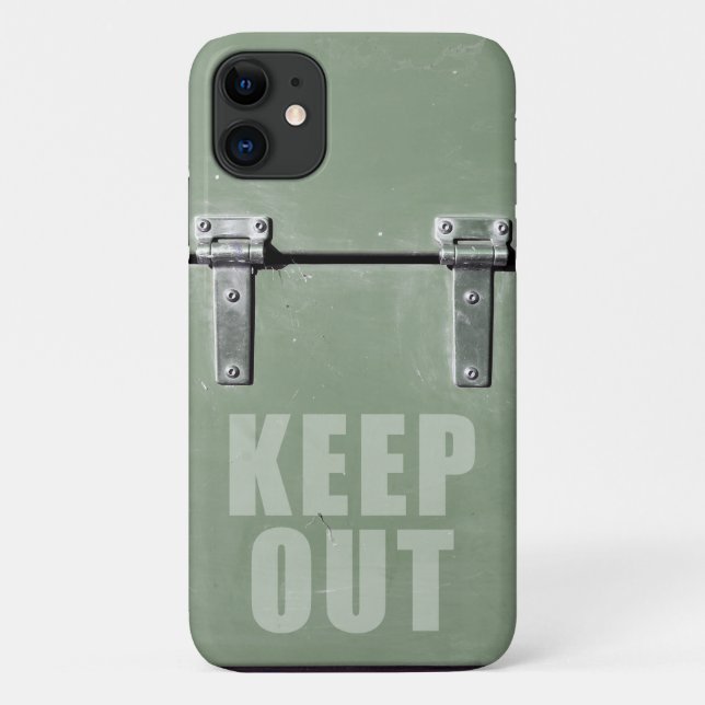 Capa Para iPhone 11 Porta de metal mantenha-se fora (Verso)