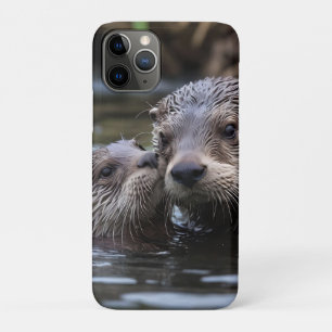 Capa Para iPhone 11 Pro **"Adrift in Love: Mummy and Baby Otter"**