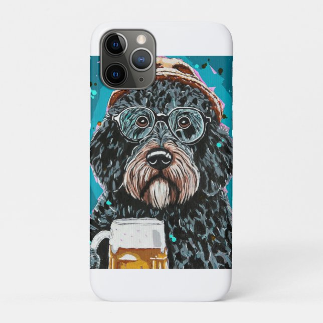 Capa Para iPhone 11 Pro Bernedoodle segurando uma caneca de cerveja (Verso)