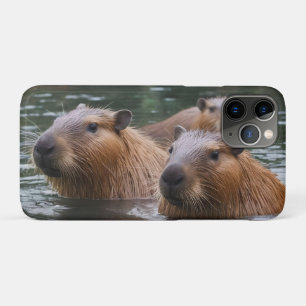 Capa Para iPhone 11 Pro Capybaras Nadando No Rio,