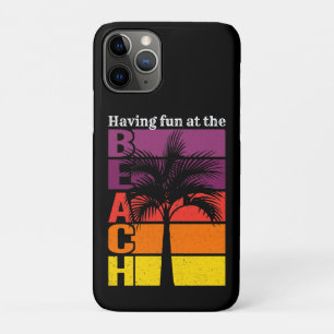 Capa Para iPhone 11 Pro Férias de verão se divertindo no Retro Praia