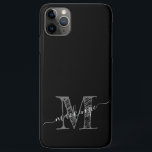 Capa Para iPhone 11 Pro Max Artsy Sketch Cinza Preta Monograma Inicial<br><div class="desc">Preto e Branco e Cinzas A safra rustica esboçou a capa de telefone monográfica inicial e elegante do nome de script para todos os modelos populares com espirais e oscilações extras opcionais no início e no final do nome Personalize seu próprio iPhone ou caso da Samsung com qualquer cor de...</div>