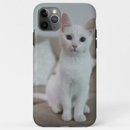 Capa Para iPhone 11 Pro Max Gato Branco | Zazzle_Growth.