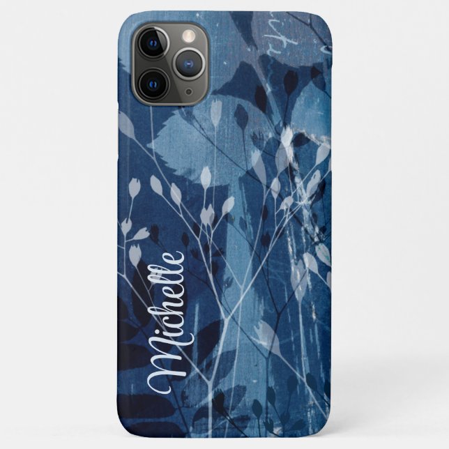 Capa Para iPhone 11 Pro Max Monograma Azul e Branco Botânica Aquarela (Verso)