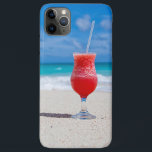 Capa Para iPhone 11 Pro Max Summer Red Strawberry Margarita Em Praia Tropical<br><div class="desc">Um cocktail delicioso e comtemporâneo de margarita de morango vermelho na praia, com um céu azul azure, o oceano, ondas e surf ao fundo. Este caso fará você querer ir de férias para uma ilha tropical e relaxar. Feita para a festa da praia diva, ou para o amante do oceano...</div>