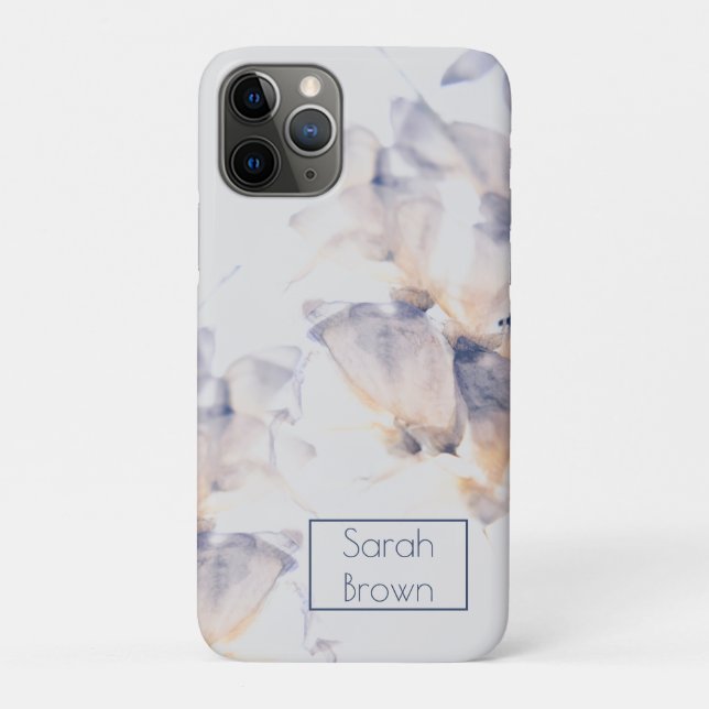 CAPA PARA iPhone 11 PRO PETAIS BRANCOS E AZUIS FLORAL (Verso)