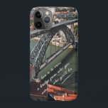 Capa Para iPhone 11 Pro Ponte Porto sobre o rio Douro, Portugal<br><div class="desc">Esta é uma fotografia colorida da bela ponte de ferro chamada Ponte Dom Luís (ou Ponte Luís I), situada em Porto, cidade do norte de Portugal, sobre o rio Douro. Foi construído entre 1881 e 1885 a partir de um design por um discípulo do engenheiro civil francês Gustave Eiffel. O...</div>
