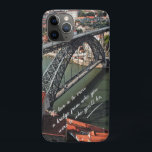 Capa Para iPhone 11 Pro Ponte Porto sobre o rio Douro, Portugal<br><div class="desc">Esta é uma fotografia colorida da bela ponte de ferro chamada Ponte Dom Luís (ou Ponte Luís I), situada em Porto, cidade do norte de Portugal, sobre o rio Douro. Foi construído entre 1881 e 1885 a partir de um design por um discípulo do engenheiro civil francês Gustave Eiffel. O...</div>
