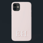 Capa Para iPhone 11 Rosa e Coral | Monograma inicial mínimo moderno<br><div class="desc">Esta design de capa de telefone na moda apresenta um simples design moderno, em rosa-claro e coral. Faça uma capa de telefone gentil com nome e inicial personalizados. Será um presente legal e único para alguém especial ou para você mesmo. Se quiser alterar as fontes ou a posição, clique no...</div>