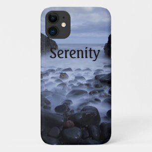 Capa Para iPhone 11 Seixos e Rochas ao longo da Costa do Oceano 