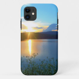 Capa Para iPhone 11 Sol azul no lago