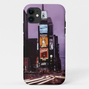 Capa Para iPhone 11 Tráfego na Praça do New York Times à noite