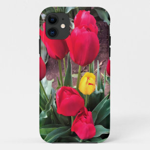 Capa Para iPhone 11 Um Amarelo com Tulipas Vermelhas