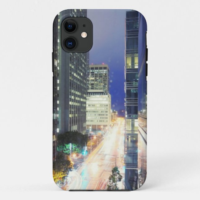 Capa Para iPhone 11 Vista de edifícios de escritórios em distritos fin (Verso)
