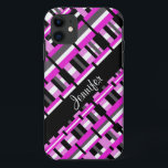 Capa Para iPhone 11 Xadrez em rosa, preto e Cinza Personalizar nome<br><div class="desc">Uma reviravolta moderna na xadrez em tons de rosa,  cinza,  preto e branco. Personalize o nome para atender às suas necessidades!</div>