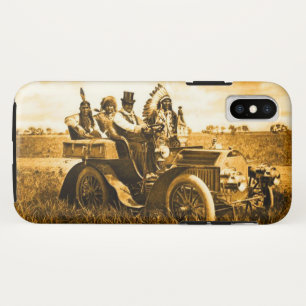 CAPA PARA iPhone DA Case-Mate APACHES E GERONIMO CONDUZINDO UM CARRO A MOTOR