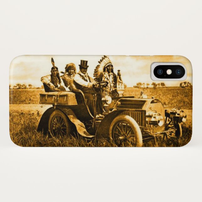CAPA PARA iPhone, Case-Mate  APACHES E GERONIMO CONDUZINDO UM CARRO A MOTOR (Verso (Horizontal))