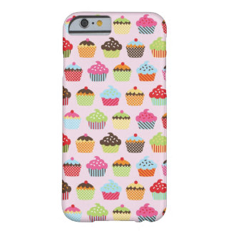 Capa Barely There Para iPhone 6 Cupcakes bonitos