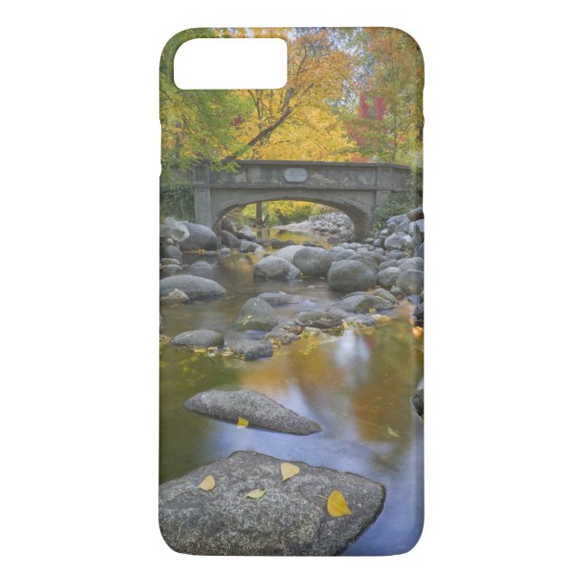 Capa Para iPhone, Case-Mate EUA, Oregon, Ashland, Lithia Park.Outono (Verso)