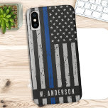 Capa Para iPhone Da Case-Mate Policial Thin Blue Line<br><div class="desc">Capas de iphone fina de linha azul - bandeira americana em cores de bandeira policial, design angustiada. Personalize com o nome do oficial. Esta capa de telefone personalizada da caixa de lontra policial é perfeita para todos os polícias, departamentos de polícia e polícia, apoiadores da polícia, e a esposa e...</div>