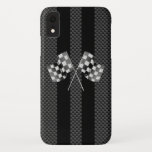 Capa Para iPhone XR Sinalizadores de Corrida em Estilo de Fibra de Car<br><div class="desc">Bandeiras de corridas cruzadas,  reproduzidas como um cromo como o apique em um design de fibra de carbono. A fibra de carbono e as listras pretas parecem fatos automotivos,  modernos e industriais e a simulação em 3D das bandeiras possibilita uma design dinâmica de aparência. Introdução</div>
