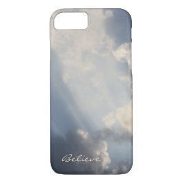Capa iPhone 8/7 Sunbeams White Clouds Convicção Inspiracional