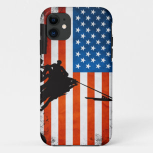 Capa Para iPhone Da Case-Mate Bandeira dos E.U. com silhuetas dos veteranos