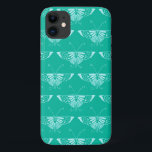 Capa Para iPhone Da Case-Mate Borboleta Deco estilizada - turquesa e aqua<br><div class="desc">Reprodução de um padrão estilizado de papel de parede da borboleta Art Deco - aqua pálido sobre fundo azul turquesa profundo</div>