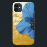 Capa Para iPhone Da Case-Mate Céu ouro de flor BLUE POPPY<br><div class="desc">Motivo de verão fantástico. Foto de papoila azul (Meconopsis) contra os céus amarelos de verão. Impressão de cinza leve "seu nome aqui".</div>