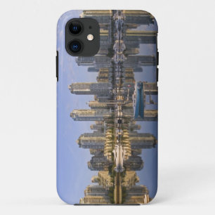 Capa Para iPhone Da Case-Mate Olhando através do False Creek para a silhueta de 