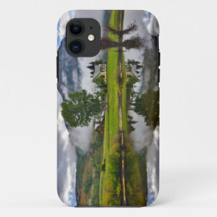 Capa Para iPhone Da Case-Mate Pouca casa na névoa no lago