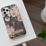 Capa Para iPhone Flores Modernas de Pastel e Presente Personalizado<br><div class="desc">Flores Modernas de Pastel e Presente Personalizado Kraft</div>