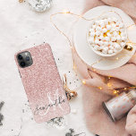 Capa Para iPhone Nome Personalizado da Lista de Estilos Rosa Modern<br><div class="desc">Apresentamos nosso produto Moderno Link Glitter Sparkles Personalized Name, disponível exclusivamente no Zazzle! Faça uma declaração na moda e personalizada com este design espantoso que combina o encanto da brilho rosa com um toque moderno. Quer você esteja procurando um presente ou um especial para si mesmo, este produto é perfeito...</div>