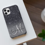 Capa Para iPhone Nome Personalizado de Mineração de Mineração Preta<br><div class="desc">Apresentando nosso incrível produto Moderno Negra Glitter Sparkles Personalized Name, disponível exclusivamente no Zazzle! Adicione um toque de elegância e brilho à sua vida diária com este item personalizado. Nosso produto Modern Black Glitter Sparkles Personalized Name apresenta um fundo preto elegante, enfeitado com brilhos brilhantes mesmerizantes. A combinação de preto...</div>