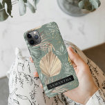 Capa Para iPhone Padrão de Cores Aquáticas Tropicais Douradas e Fol<br><div class="desc">Padrão de Cores Aquáticas Tropicais Douradas e Folhas Verde</div>