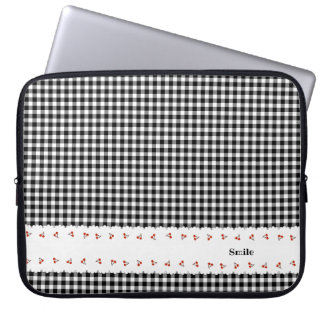 CAPA PARA NOTEBOOK 名前 カスタマイズ チェリー　チェック　ブラック ラップトップスリーブ