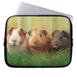 Capa Para Notebook 3 Suínos guineenses na grama