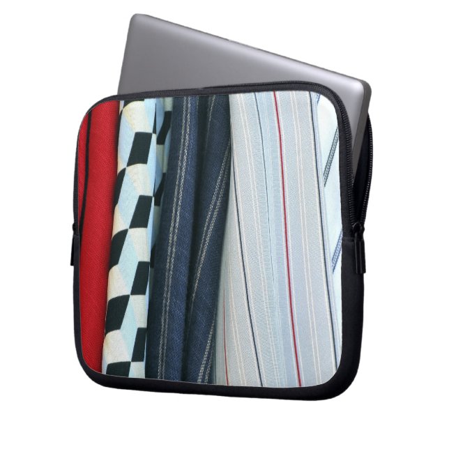 Capa Para Notebook 5 Tecidos Com Padrões Geométricos (Frente Esquerda)