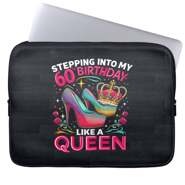 Capa Para Notebook 60º aniversário como Rainha Feliz 60 Anos Mulheres (Frente)