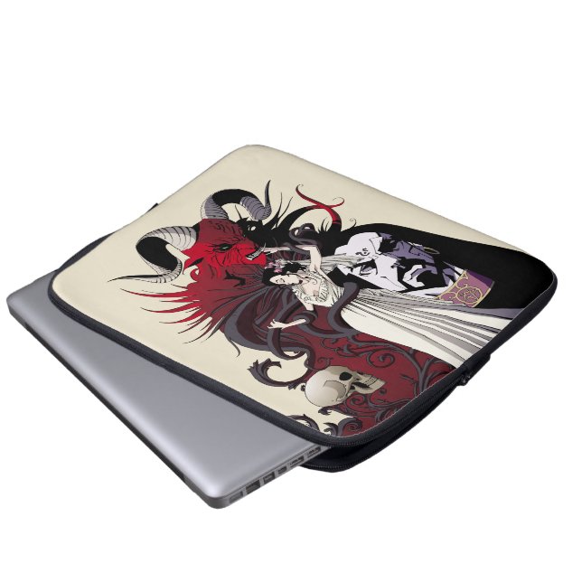 Capa Para Notebook A bolsa de laptop de Caça do Diabo (Frente Inferior)