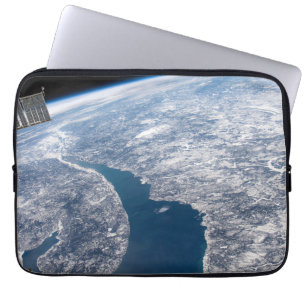 Capa Para Notebook A Cratera Manicouagan E A Rua.