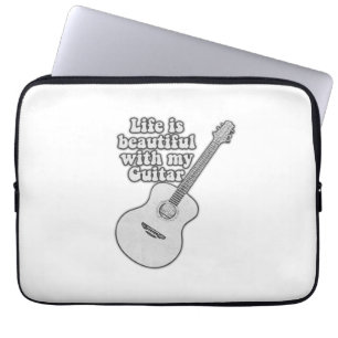 Capa Para Notebook A vida é bela com o meu violão. preto e branco