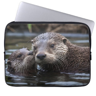 Capa Para Notebook **"Adrift in Love: Mummy and Baby Otter"**