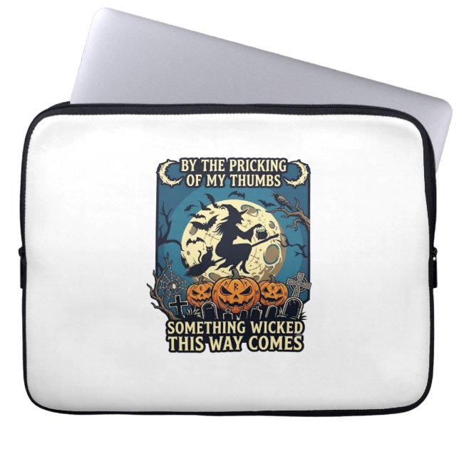 Capa Para Notebook Algo Sinistro Vem Bruxa Halloween Abóbora (Frente)