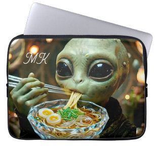 Capa Para Notebook Alienígena engraçado comendo macarrão Ramen Monogr