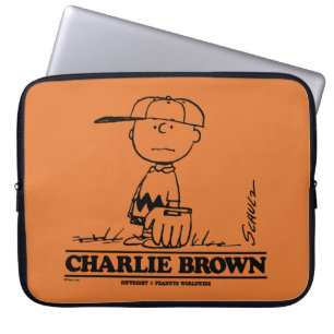 Capa Para Notebook Amendoins   Charlie Brown Jogando Bola