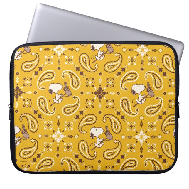 Capa Para Notebook Amendoins | Cowboy Snoopy Bandana (Frente)
