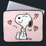 Capa Para Notebook Amendoins | Snoopy Hearts<br><div class="desc">Veja este design de amendoins divertido com Snoopy.</div>