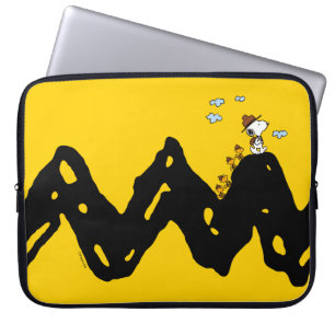 Capa Para Notebook Amendoins   Snoopy & Woodstock Scout Troop Hike