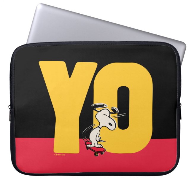Capa Para Notebook Amendoins | Snoopy YO Skateboard (Frente)